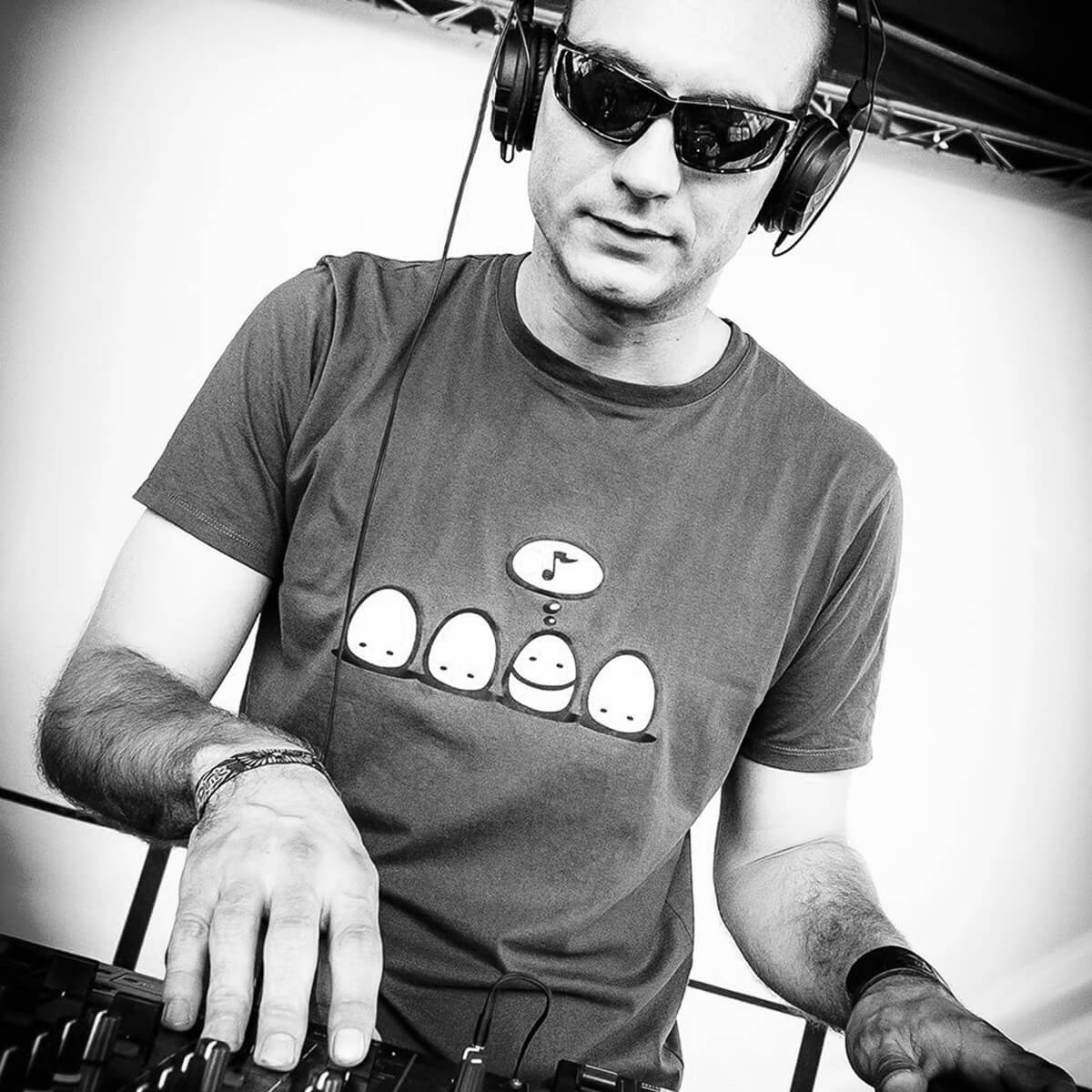 DJ Incognito